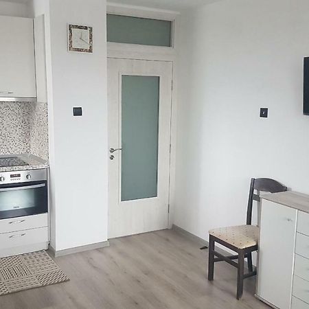 וארנה Roza Apartment מראה חיצוני תמונה